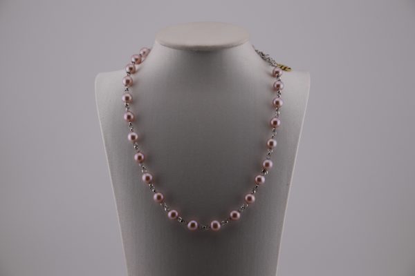 Collana di perle rosa