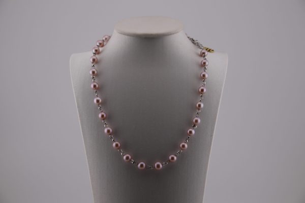 Collana di perle rosa