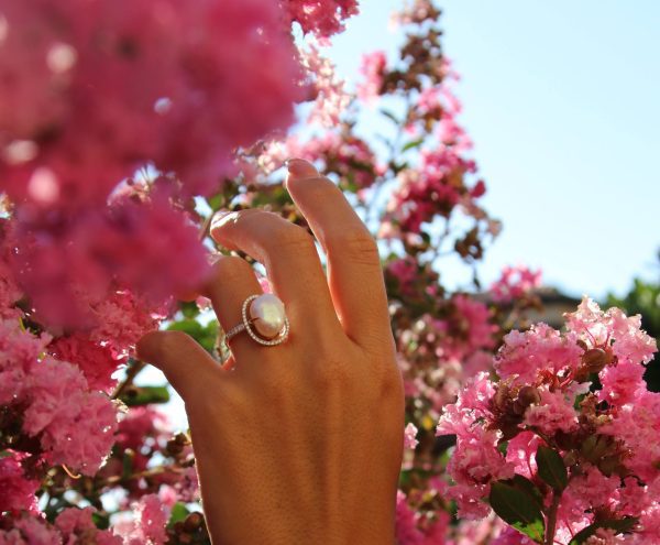 Anello con perla e diamanti